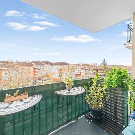 Escale Affaires Dugny-Bourget Apartamento Exterior foto