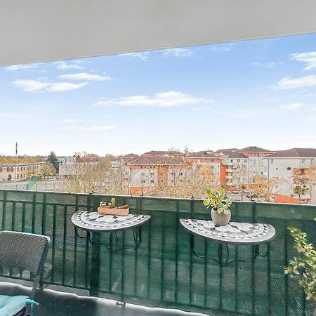 Escale Affaires Dugny-Bourget Apartamento Exterior foto