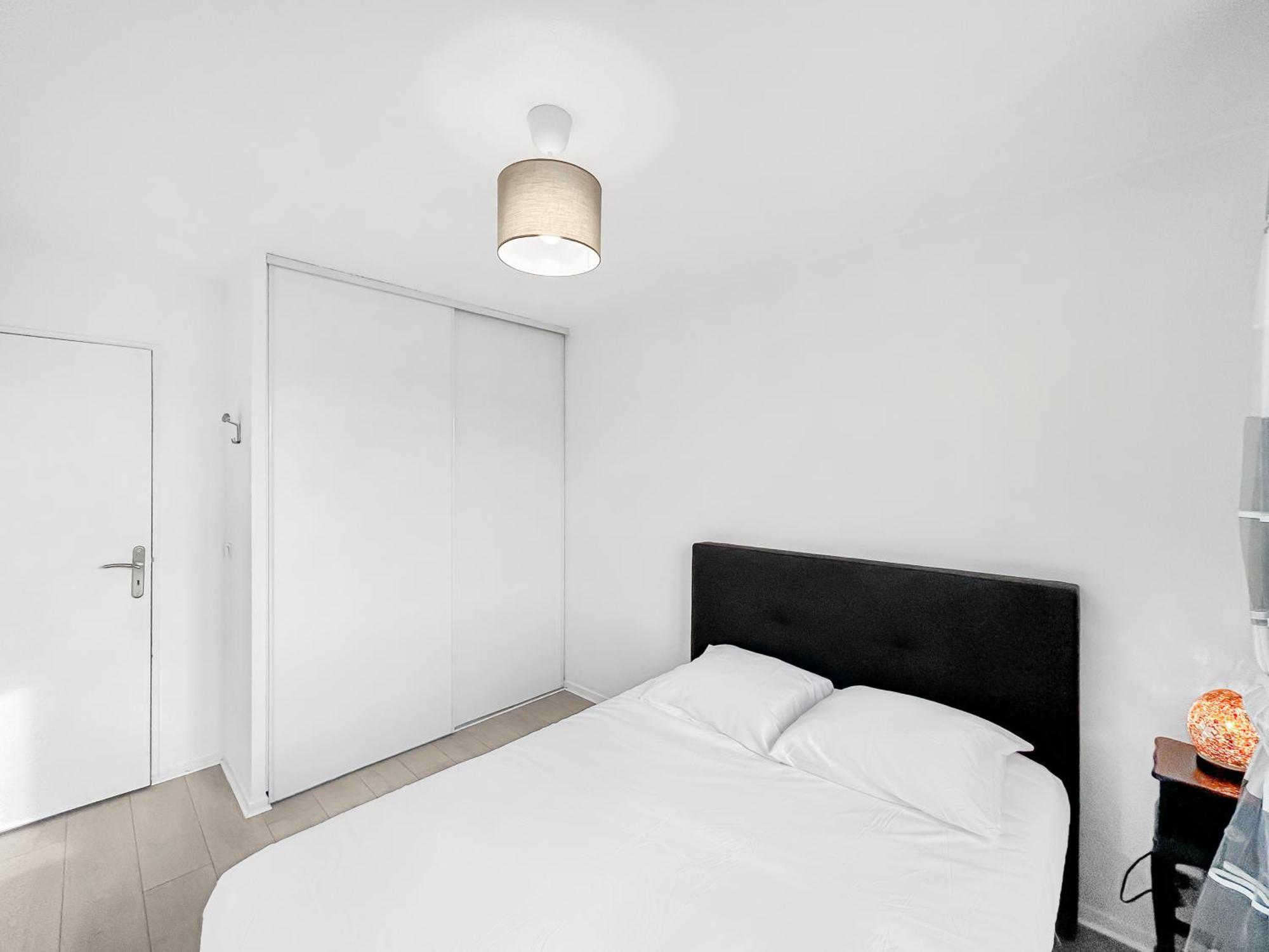 Escale Affaires Dugny-Bourget Apartamento Exterior foto