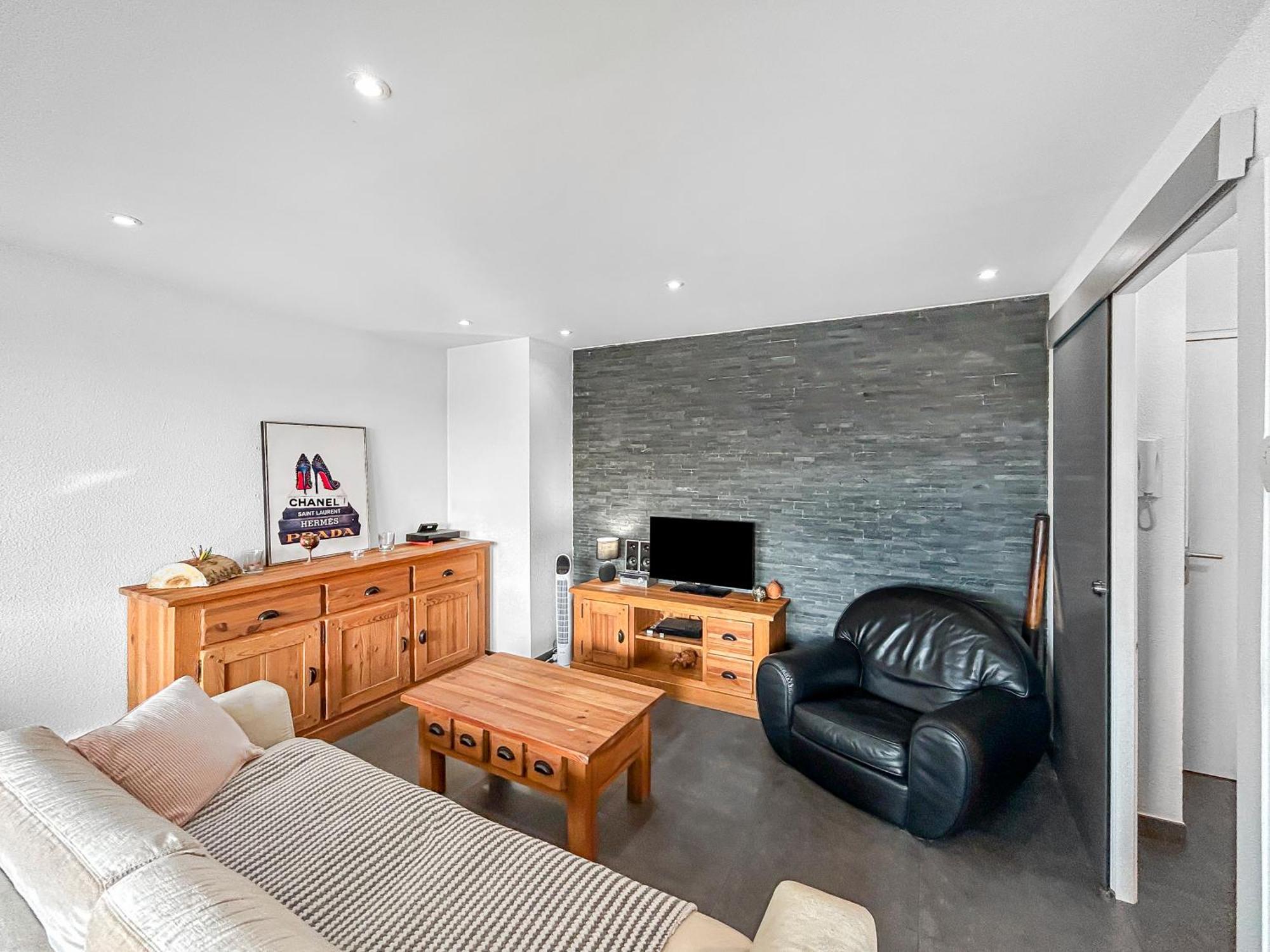 Escale Affaires Dugny-Bourget Apartamento Exterior foto