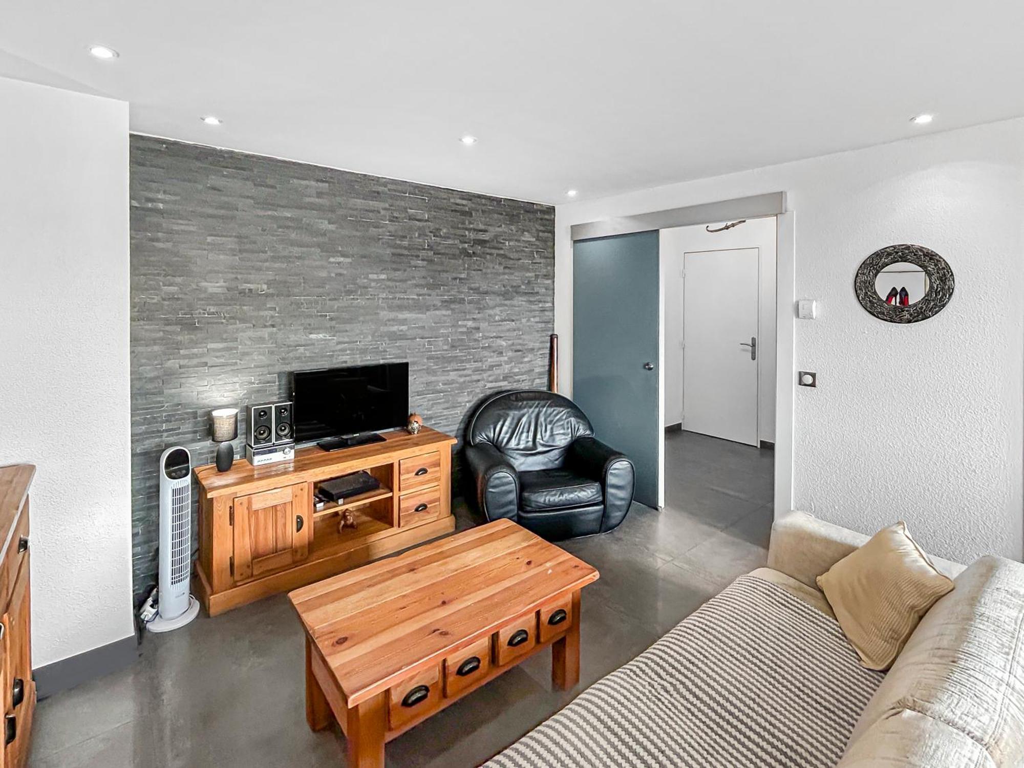 Escale Affaires Dugny-Bourget Apartamento Exterior foto